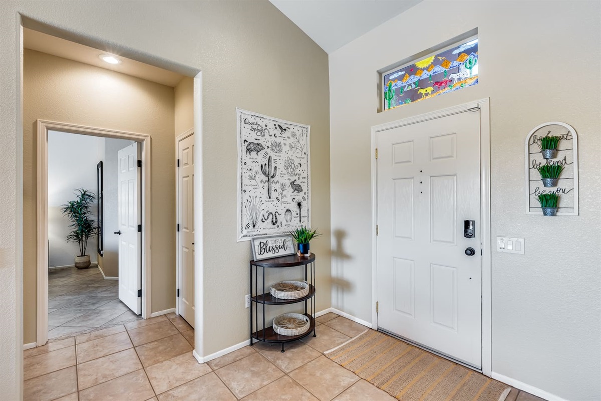 Cozy Cactus Pad in The Grande! Heated Pool|Hot Tub — Cozy Cactus Pad with Pool in Surprise, Surprise, Arizona — photo 10
