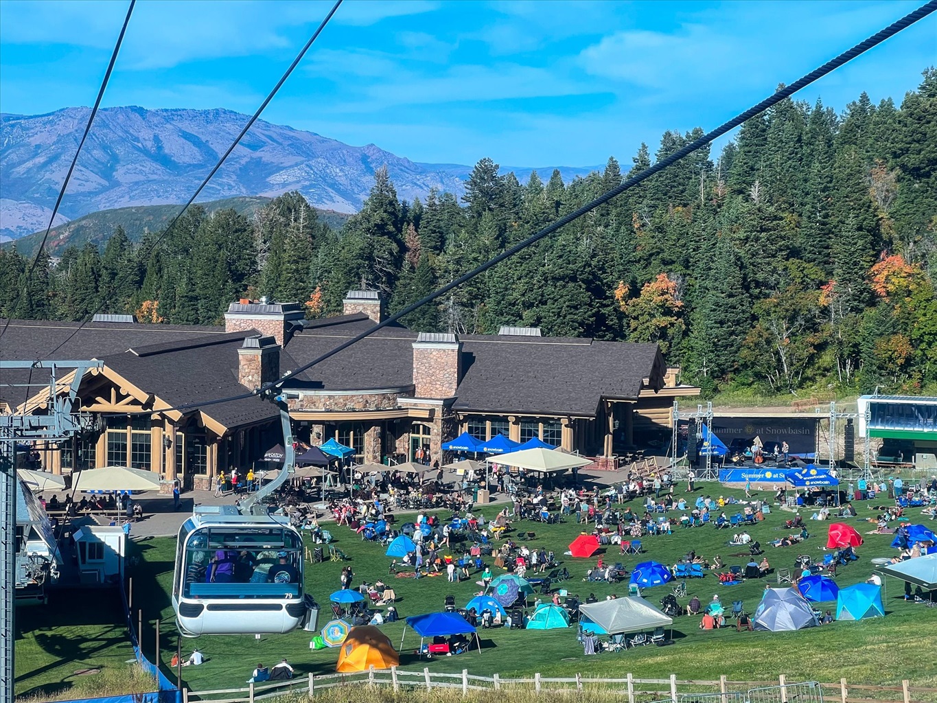Local events & Oktoberfest celebrations bring the valley to life.