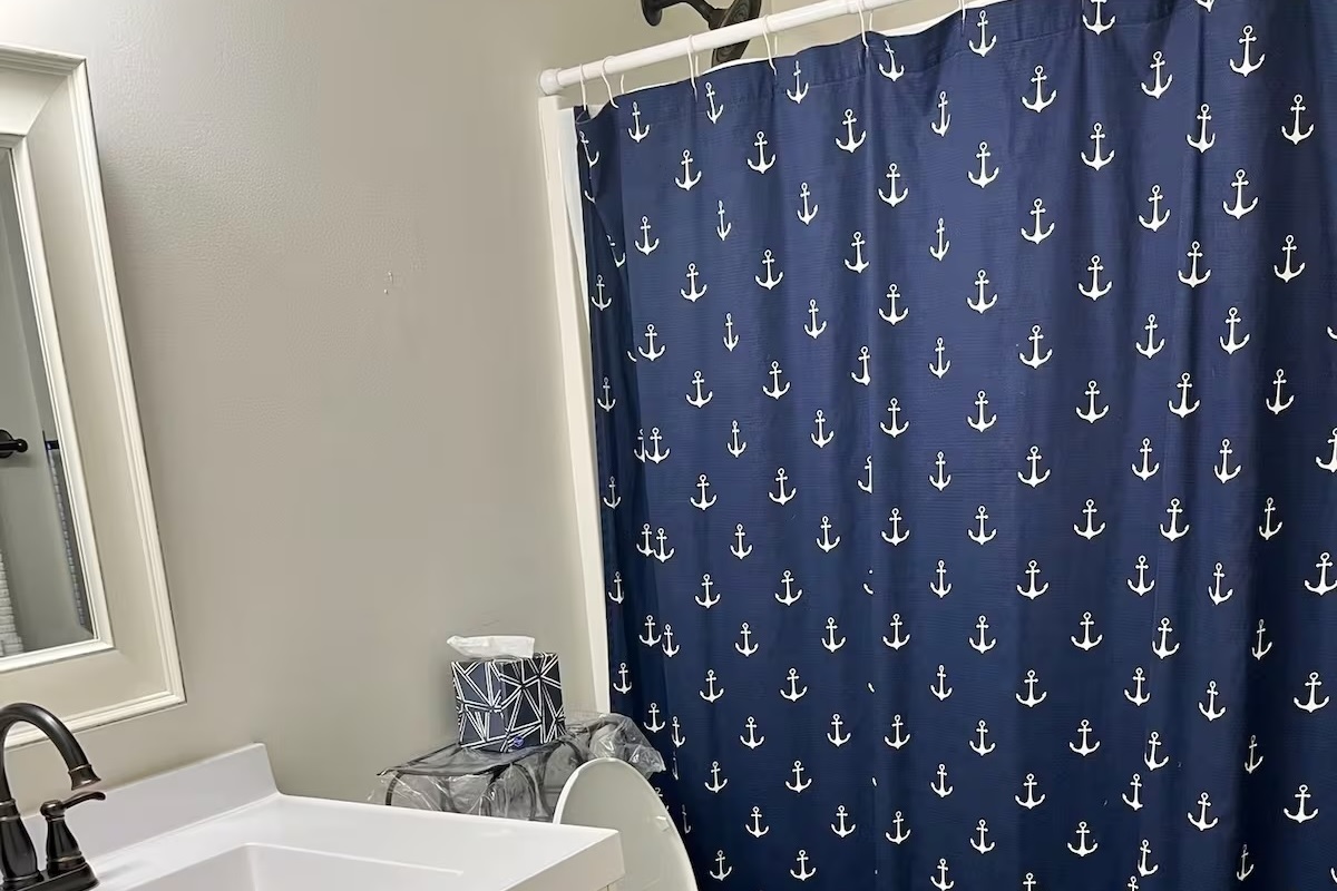 shared full bath