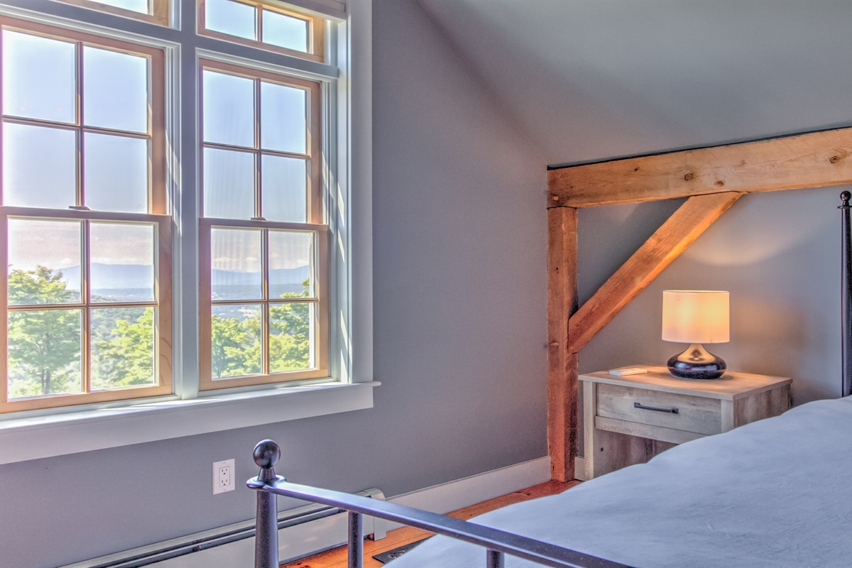 Mountainside Retreat with Stunning Views Point Break Management Group