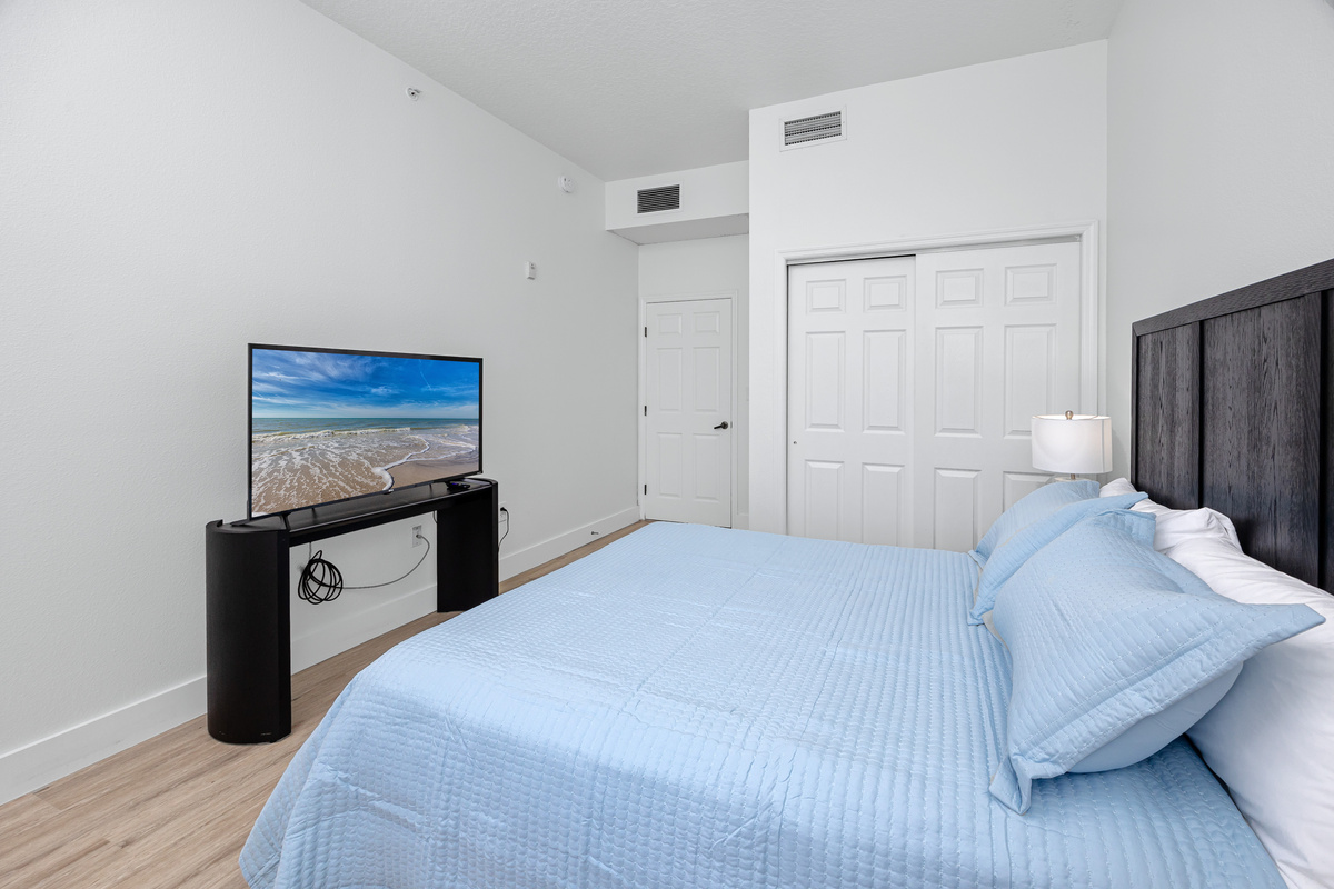 Smart tv in bedroom 2