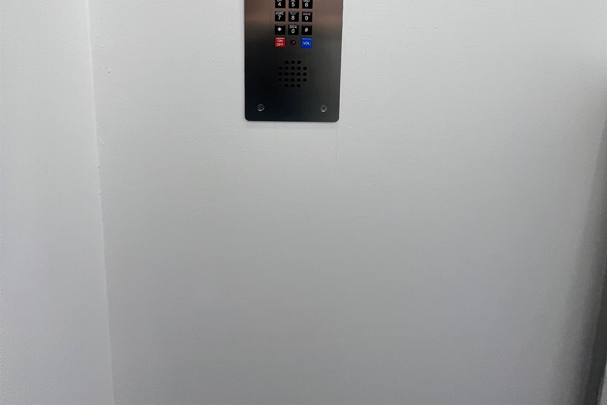 Costa Cristal Exterior: Wheelchair-accessible private elevator offering smooth, convenient access between floors.