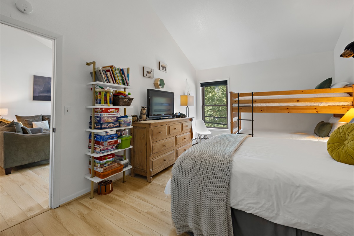 Bedroom 2 with lots of games and smart TV