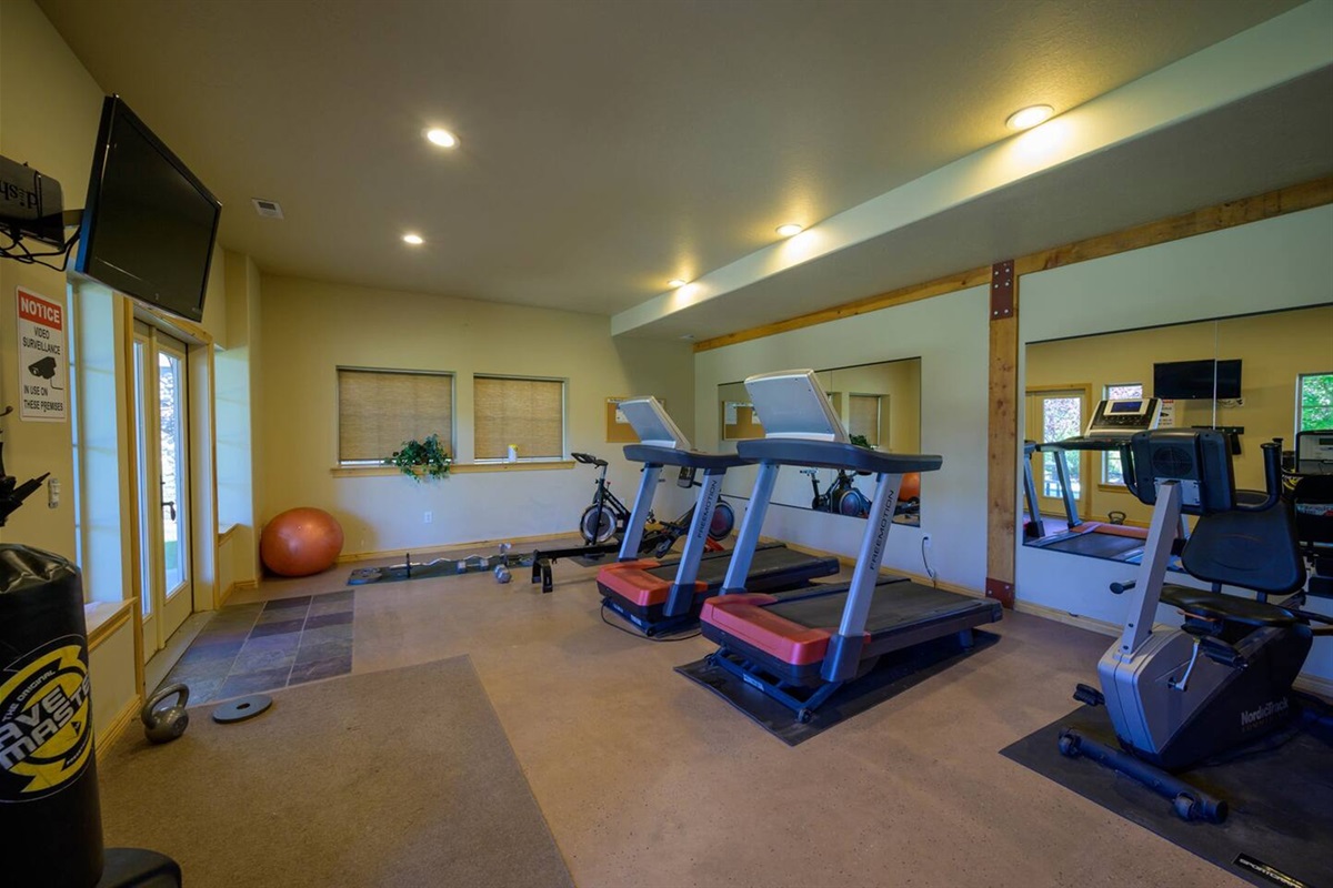 Moose Hollow Community Gym