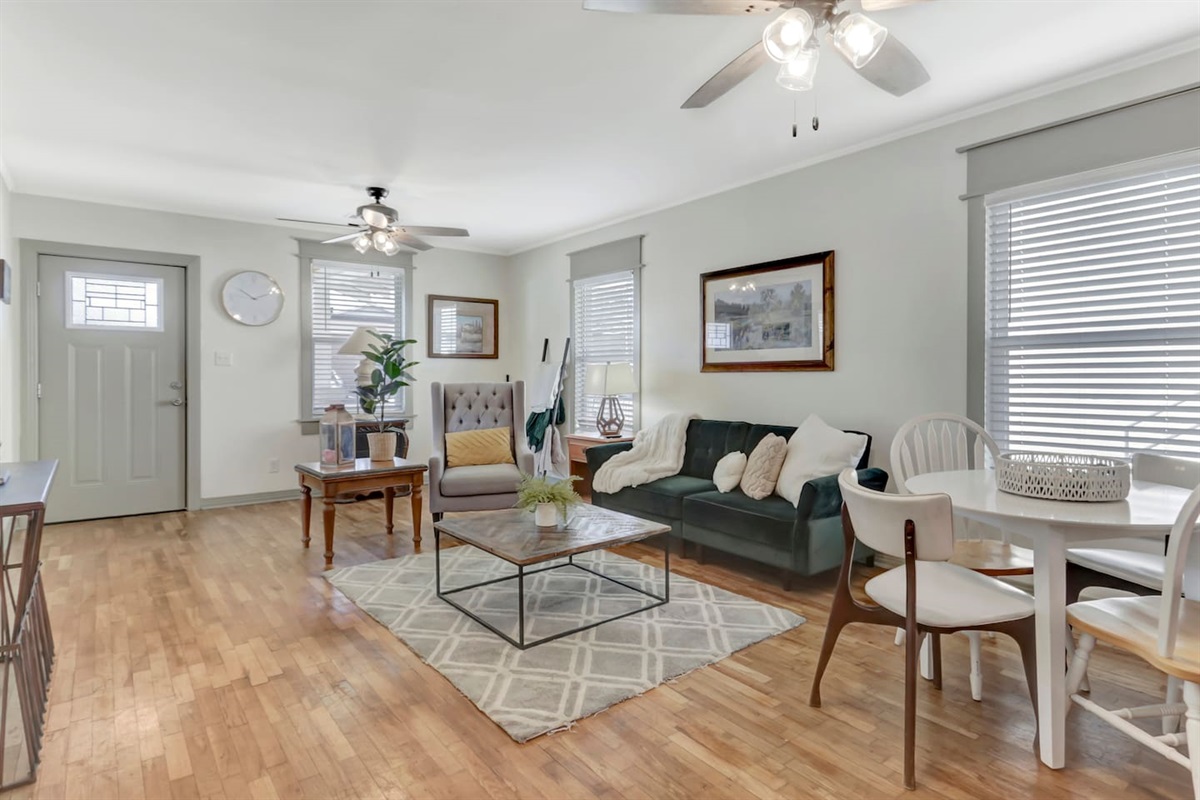 Living & Dining Area