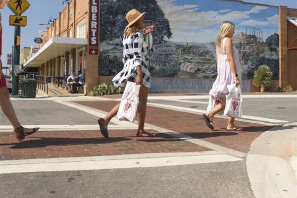 Enjoy a Day of Shopping, Wine Tasting, Eating, and Live Music on Downtown Main St