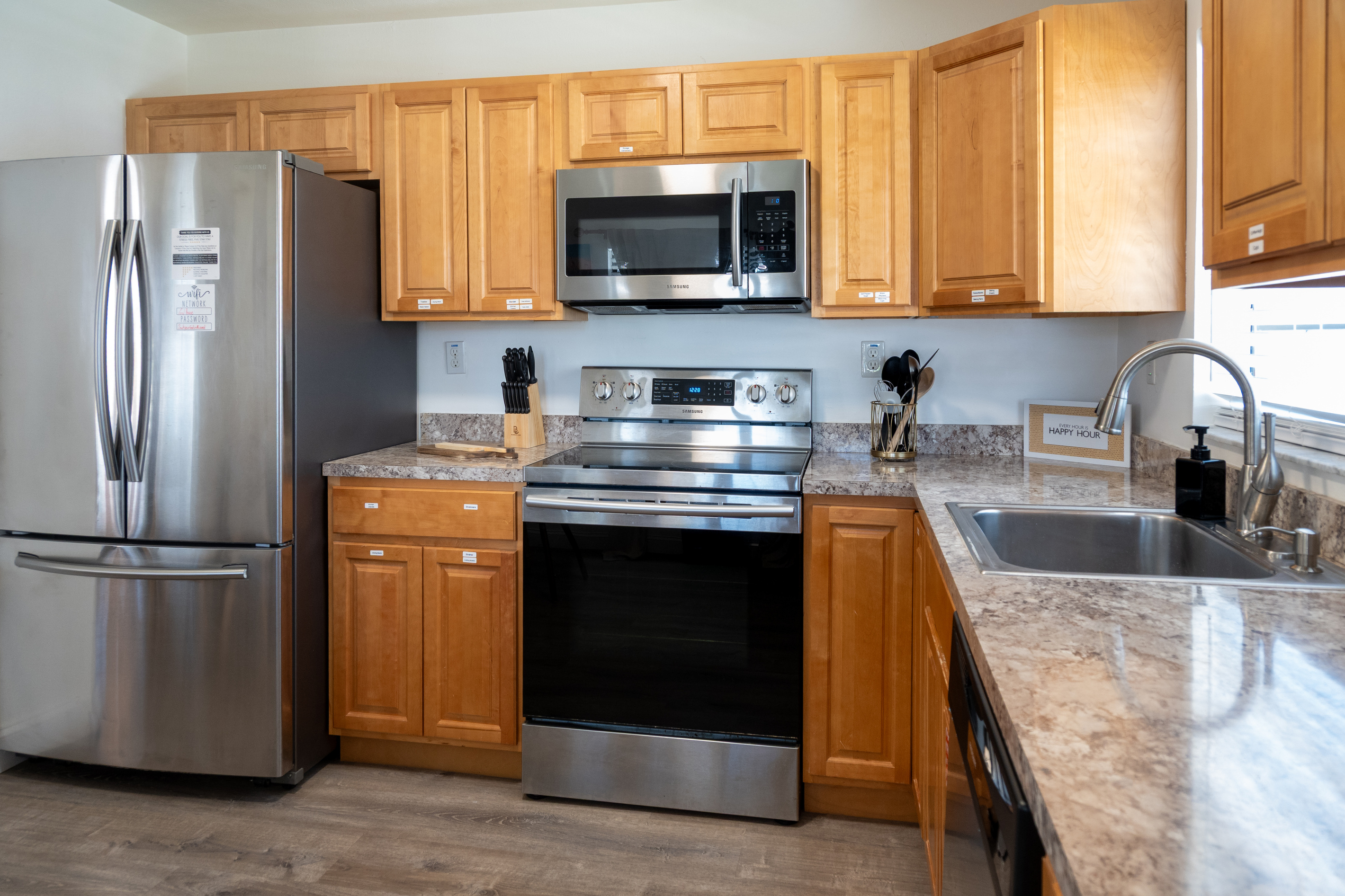 Full kitchen with stainless appliances