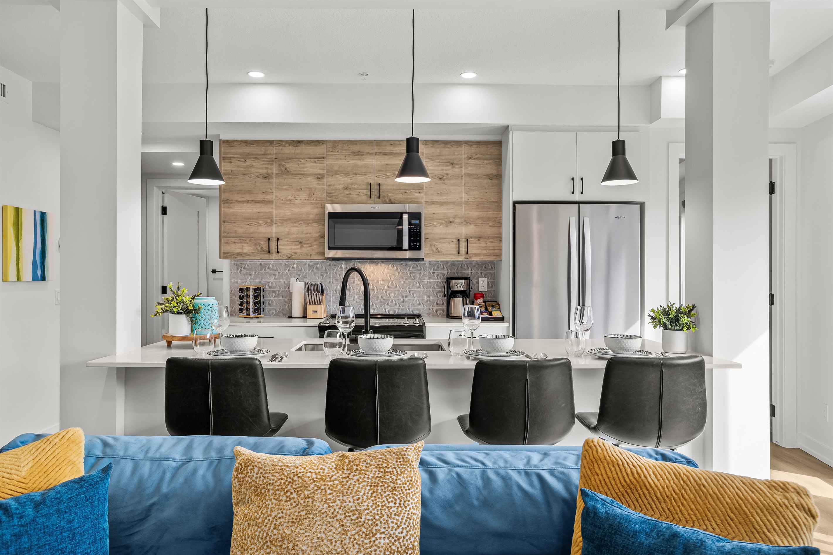 Dining/Sitting Area