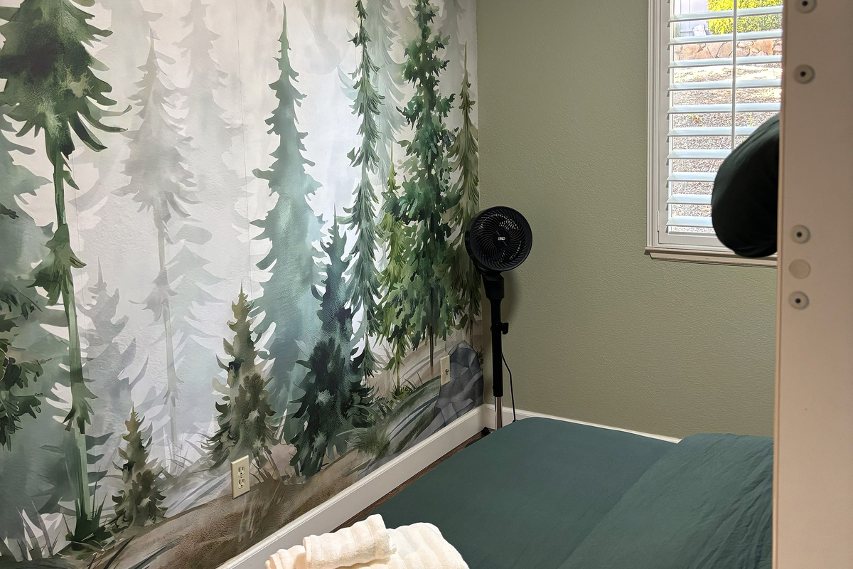 Kids love this room: Step into the forest of Yosemite National Park! 