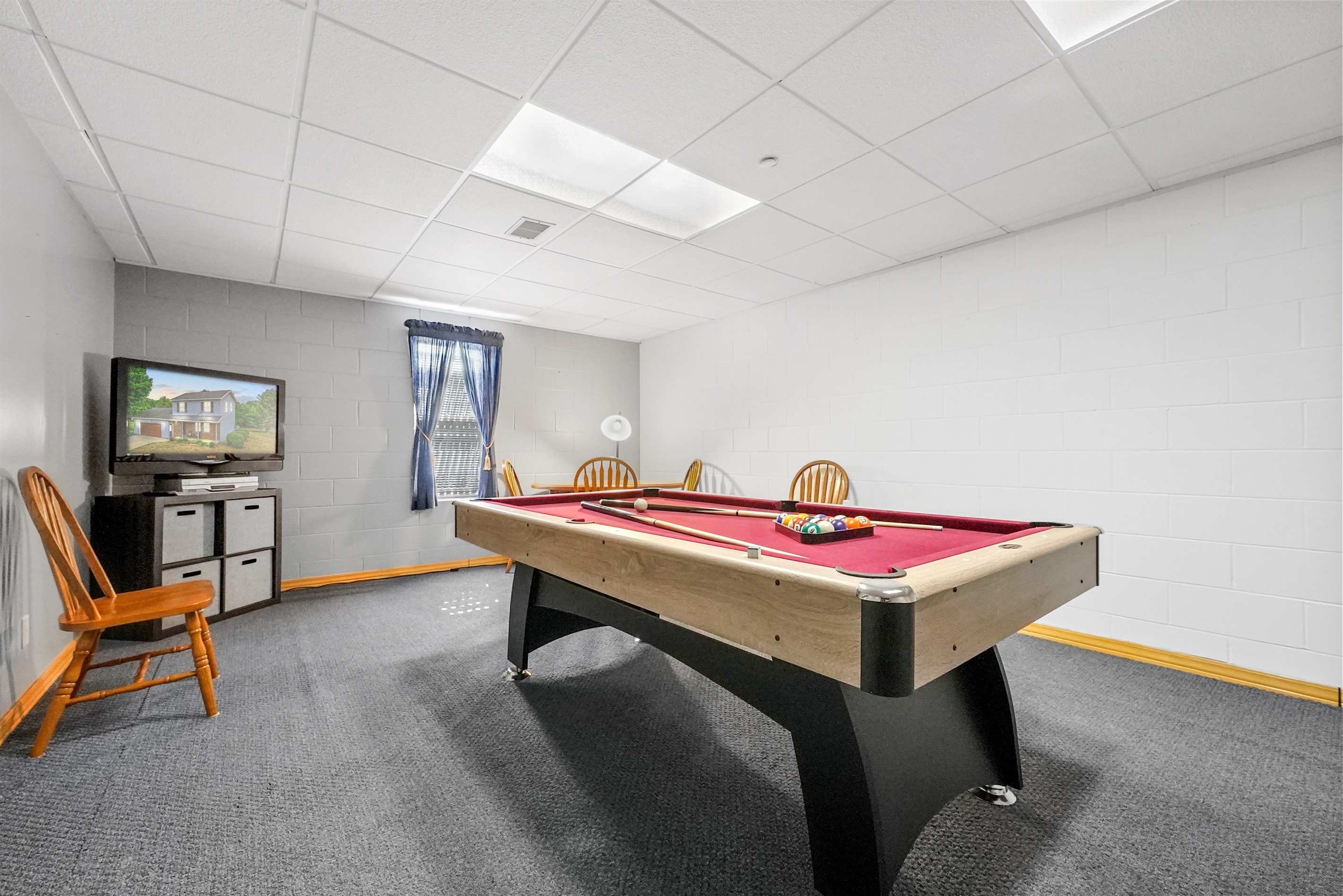 3BR Spring Long Lake Getaway w/ Hot Tub & Fire Pit 4