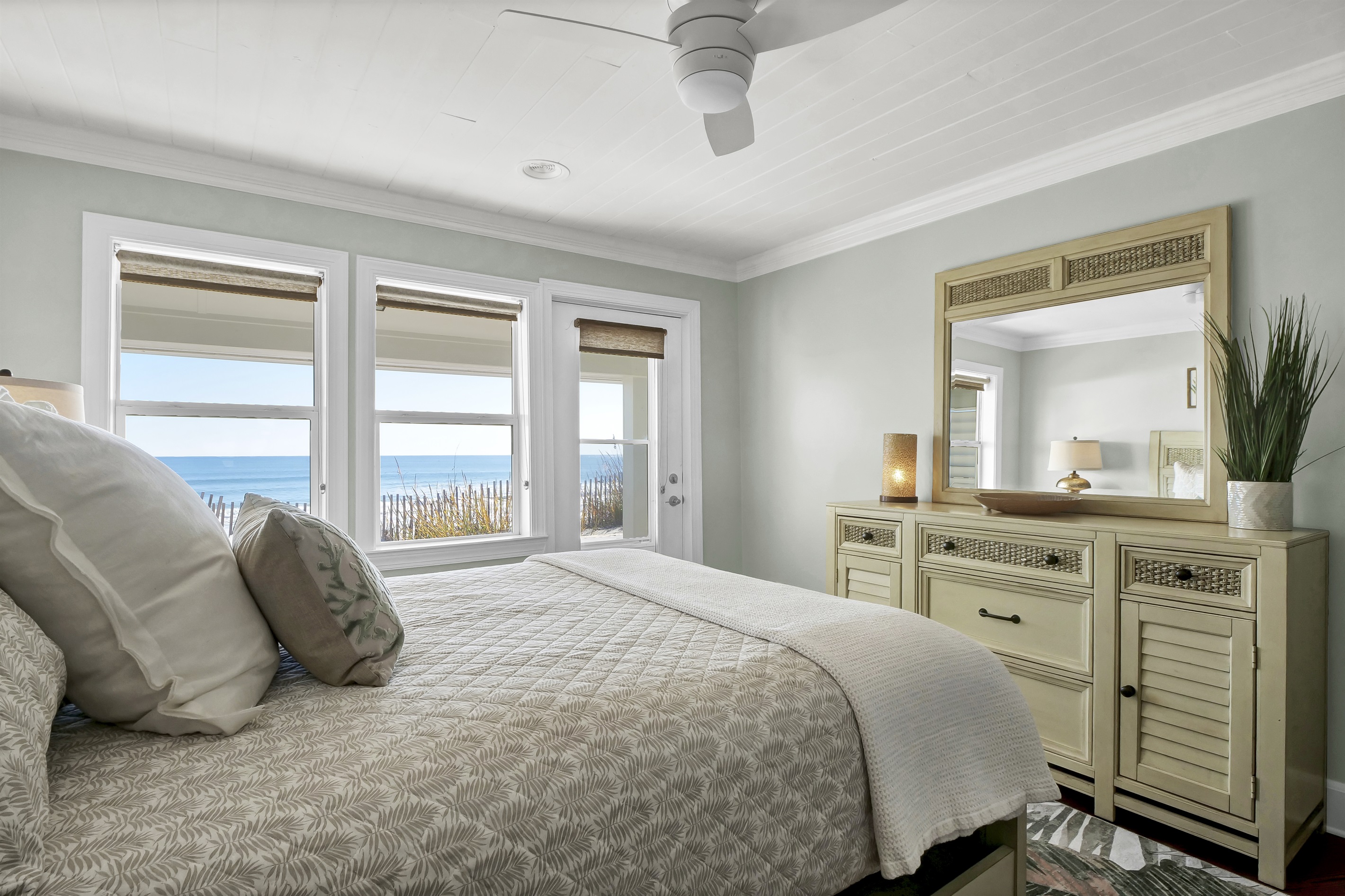 Oceanfront Master Bedroom 1