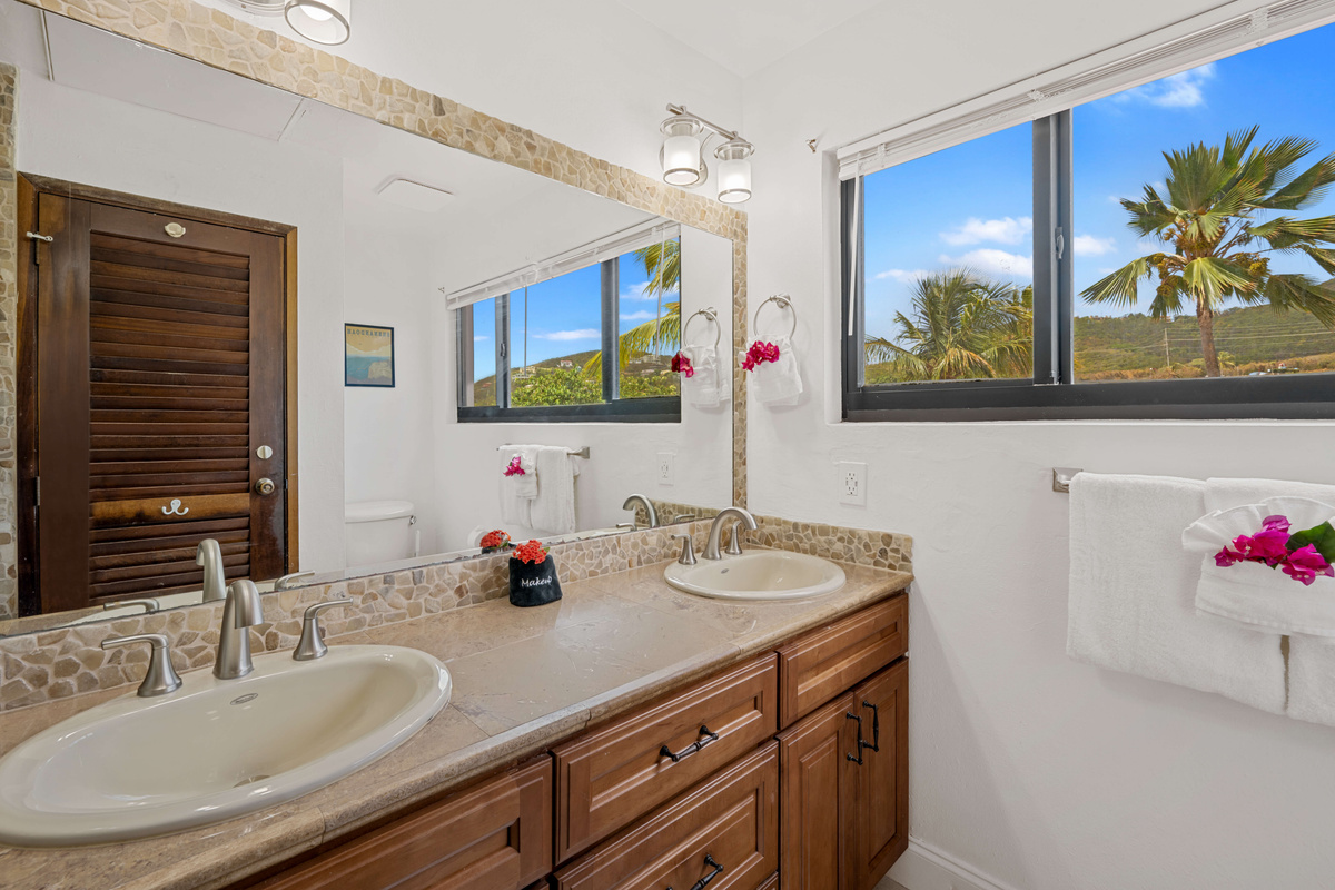Bright and beautifully appointed with plenty of space to get ready.