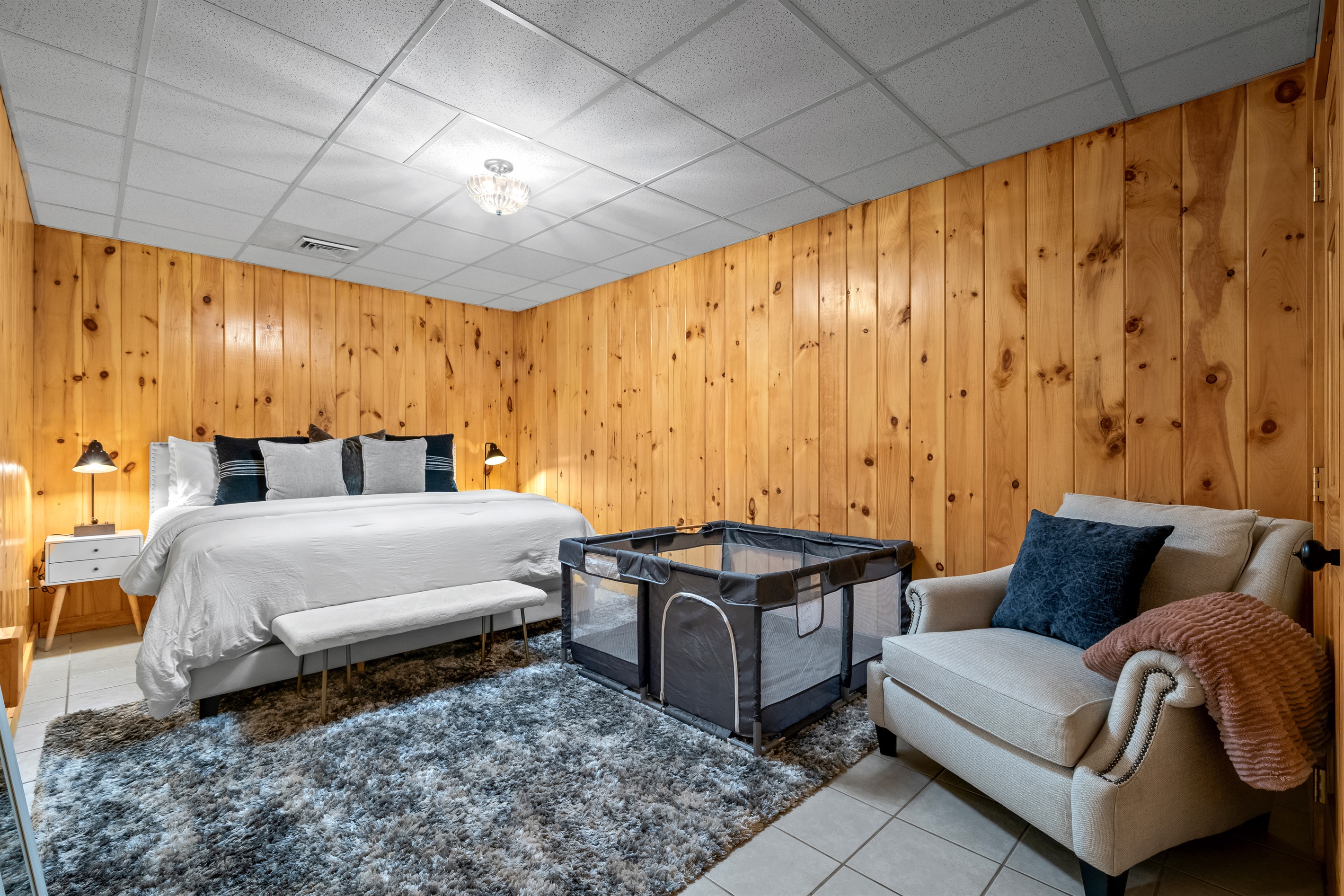 King bed