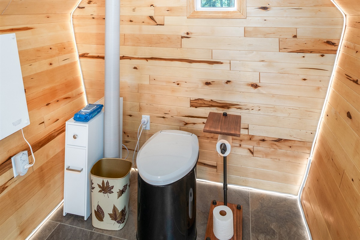 Interior Modern Outhouse, Shared with Cabin 1