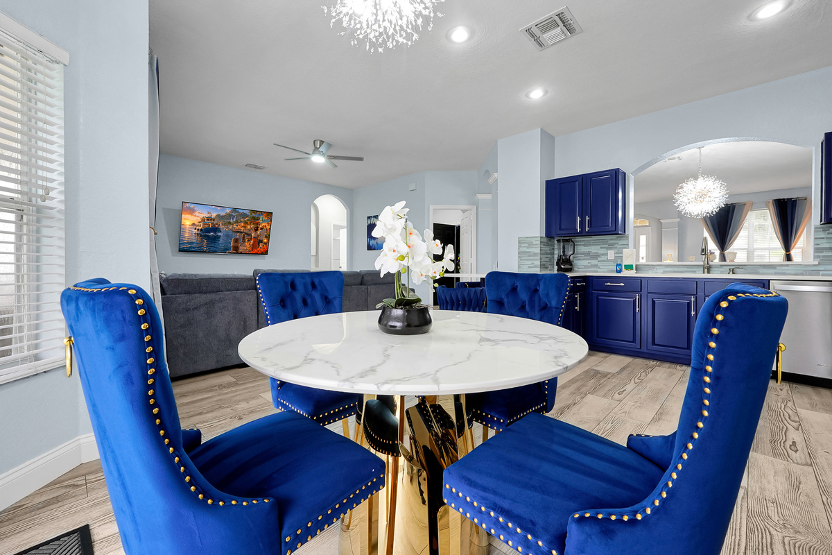 Breakfast nook