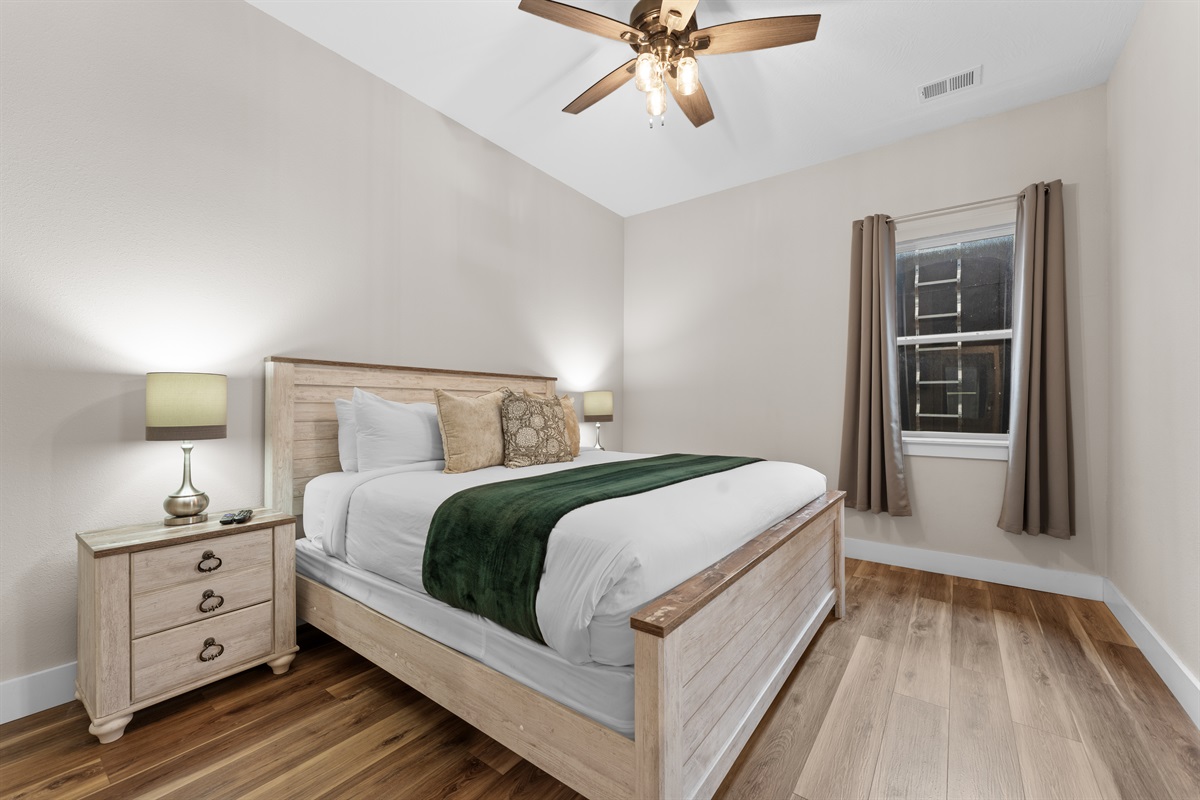 King bedroom #4 with ensuite bathroom