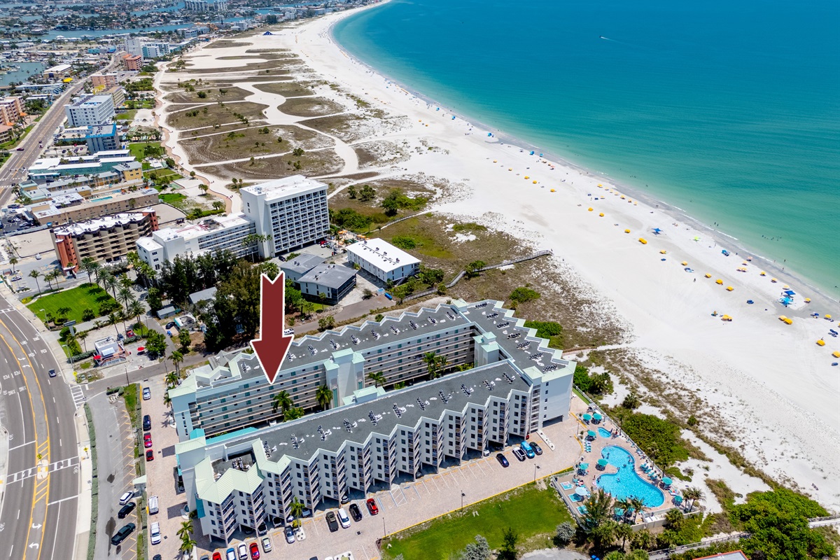 Aerial view of condo entrance