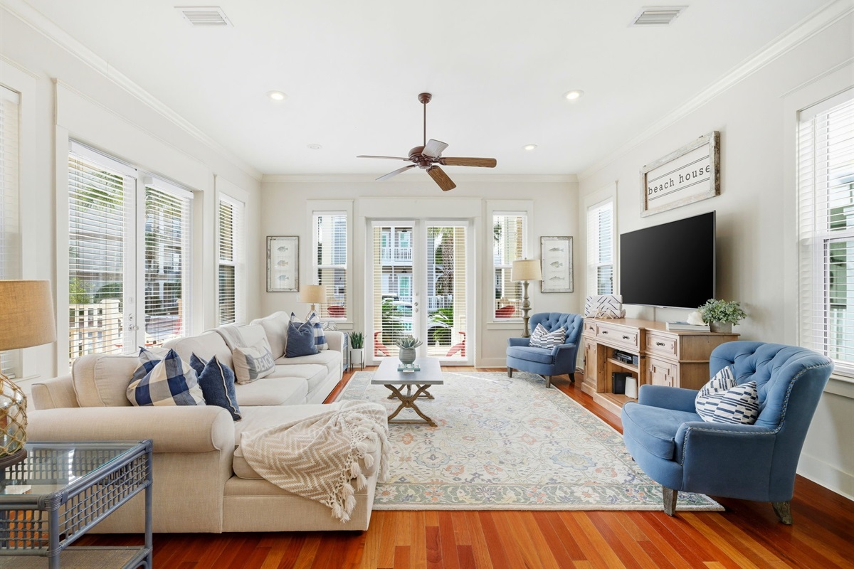 Relax and recharge in our sun-drenched living room, designed for maximum comfort.