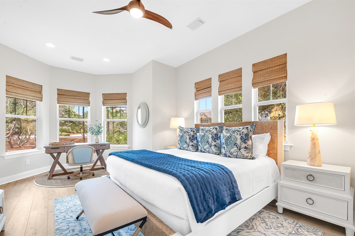 Master Bedroom (King)