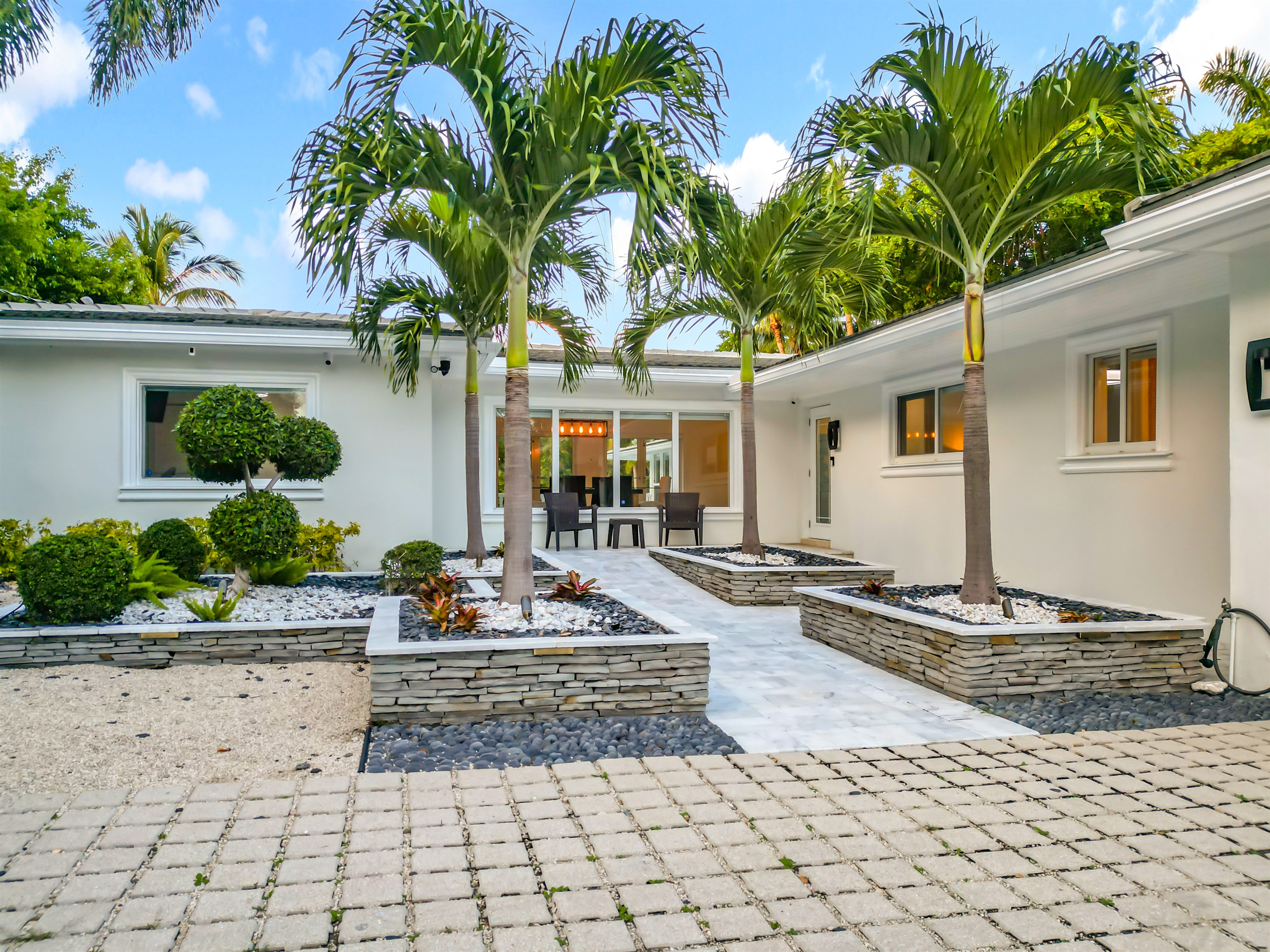 Easy access to the one floor house. At night it is lit up nicely. 