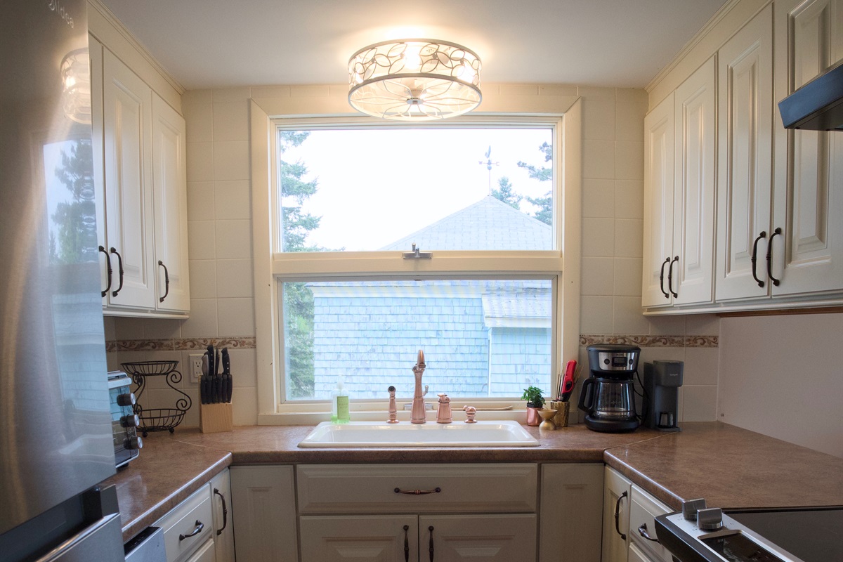 Tiny and capable kitchen
