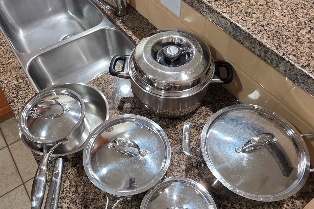 High end cookware for the Cook in the family.