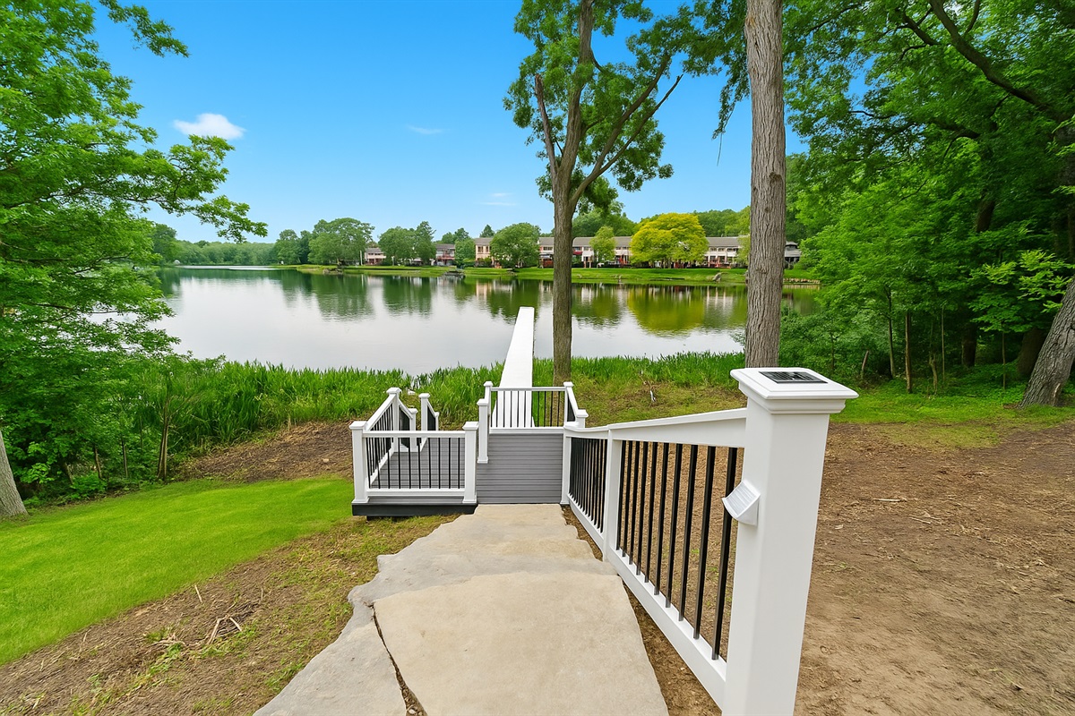 Easy access to your private dock—launch a kayak, cast a line, or simply enjoy the peaceful lake scenery.