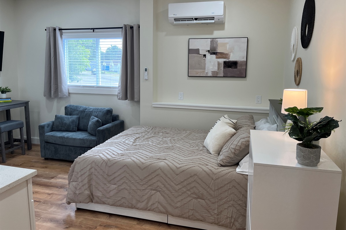 Sleeping area with wall-mounted mini split