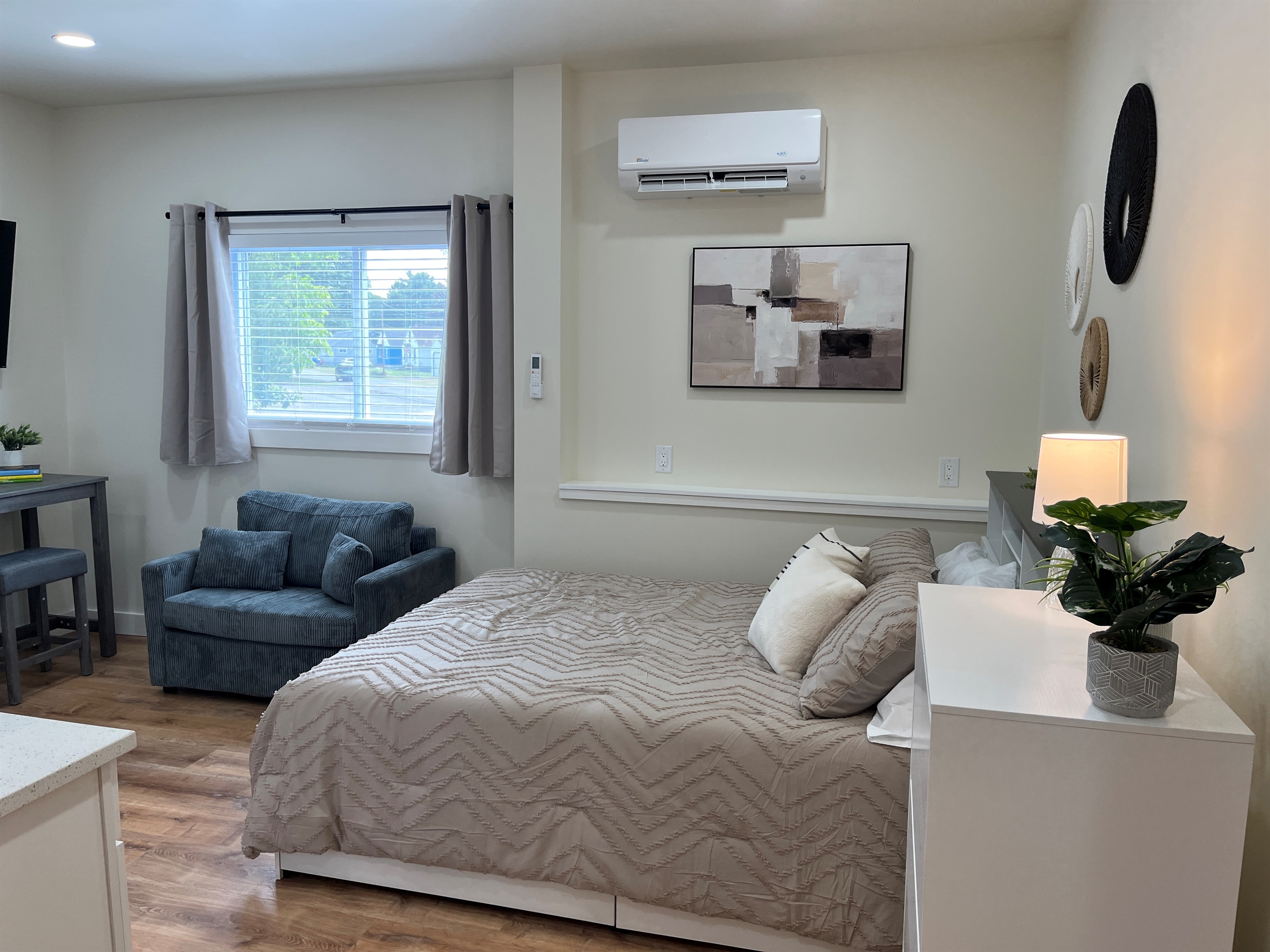 Sleeping area with wall-mounted mini split