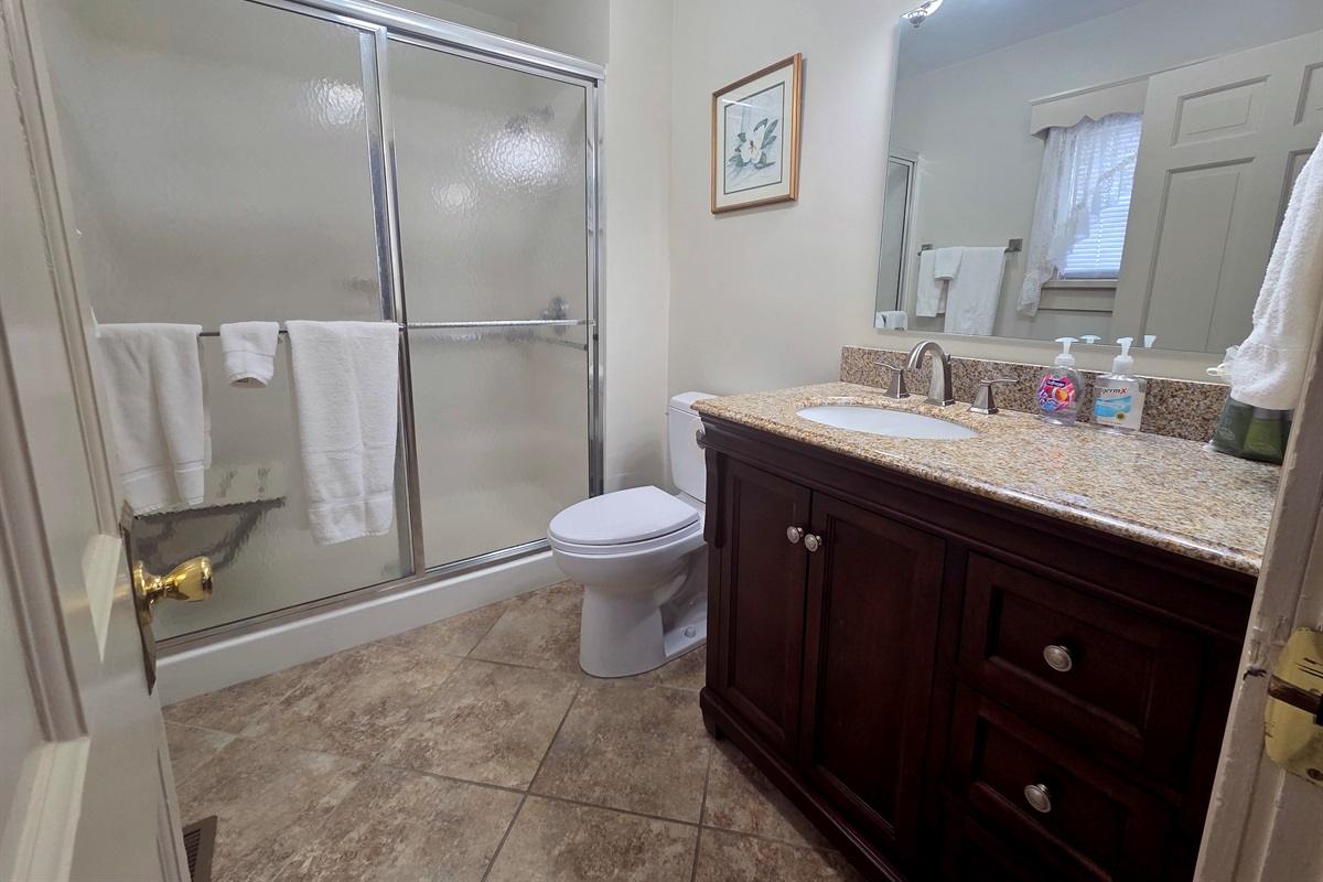 Full bathroom conveniently located on the main floor.