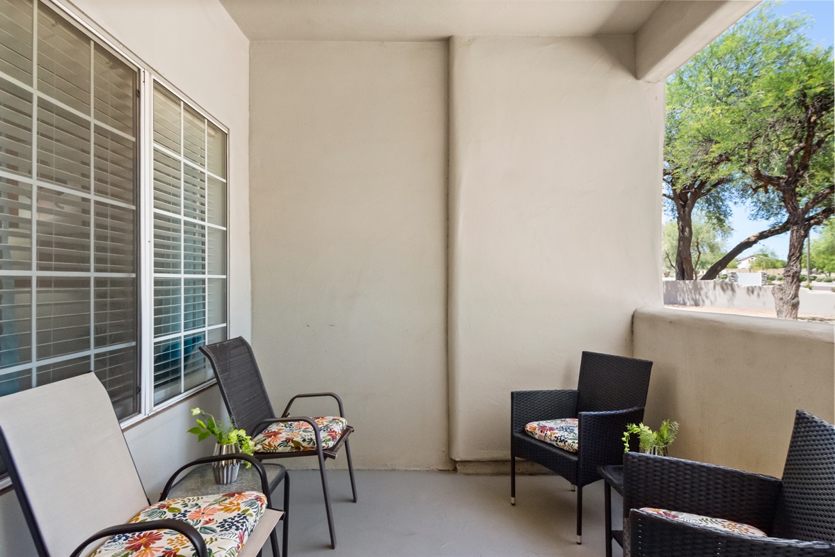 Escape to peaceful outdoor patio. 🌿