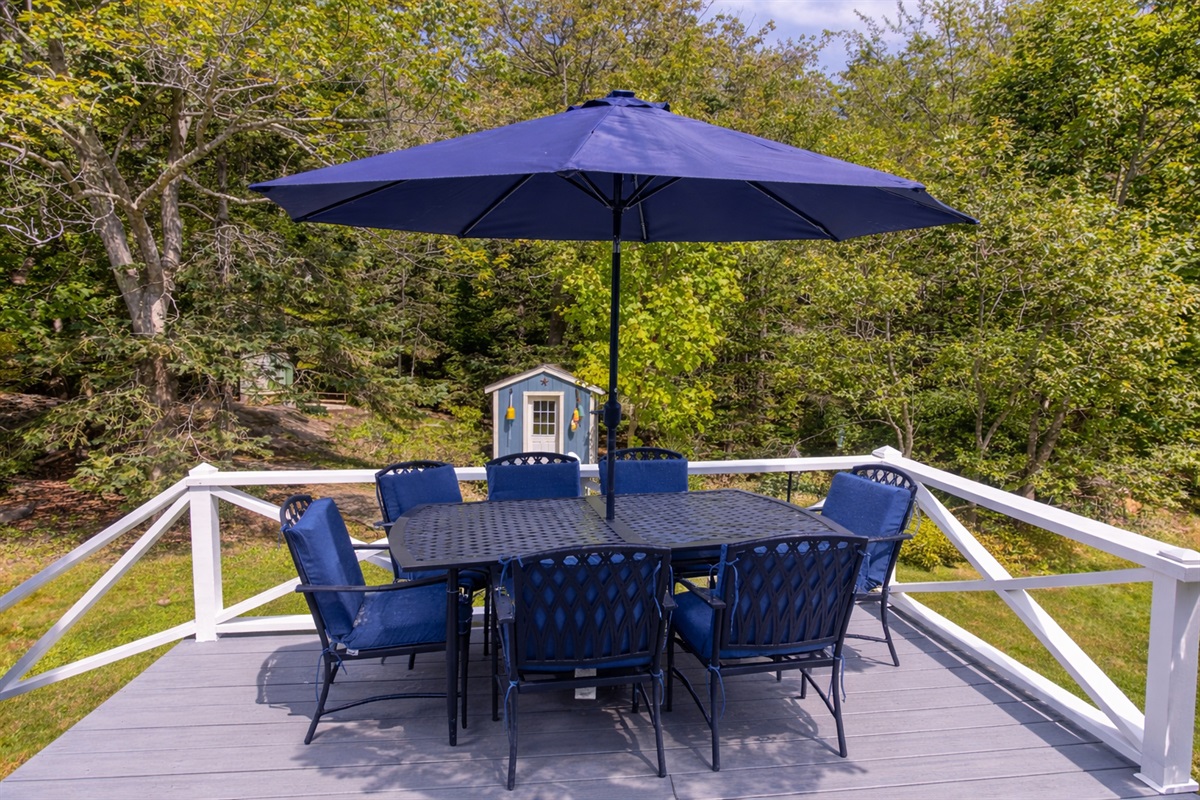 Back deck - enjoy your morning coffee, afternoon cocktails and lobster dinners outside. 