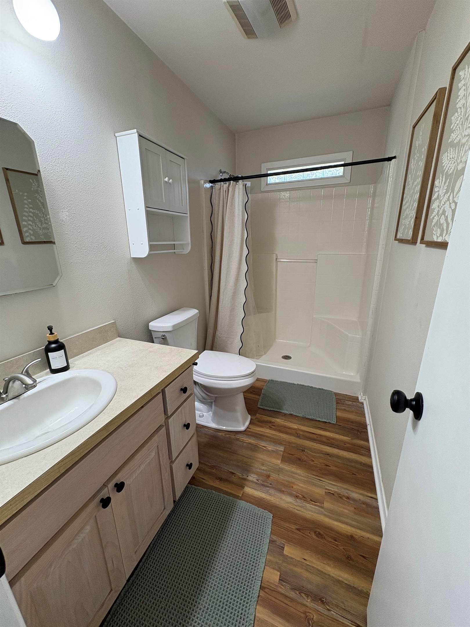 Main Floor Bathroom