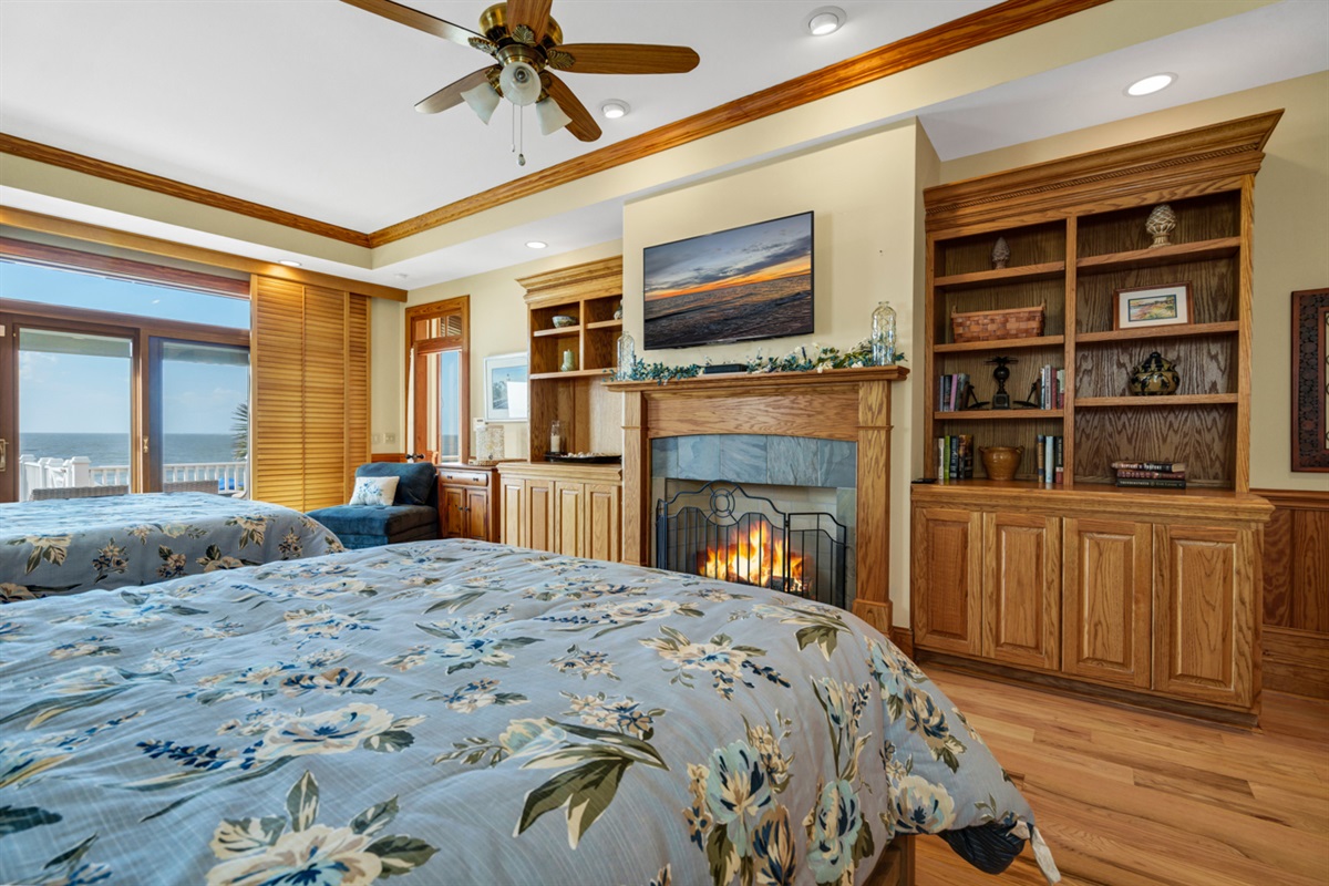 Main Guest Bedroom 