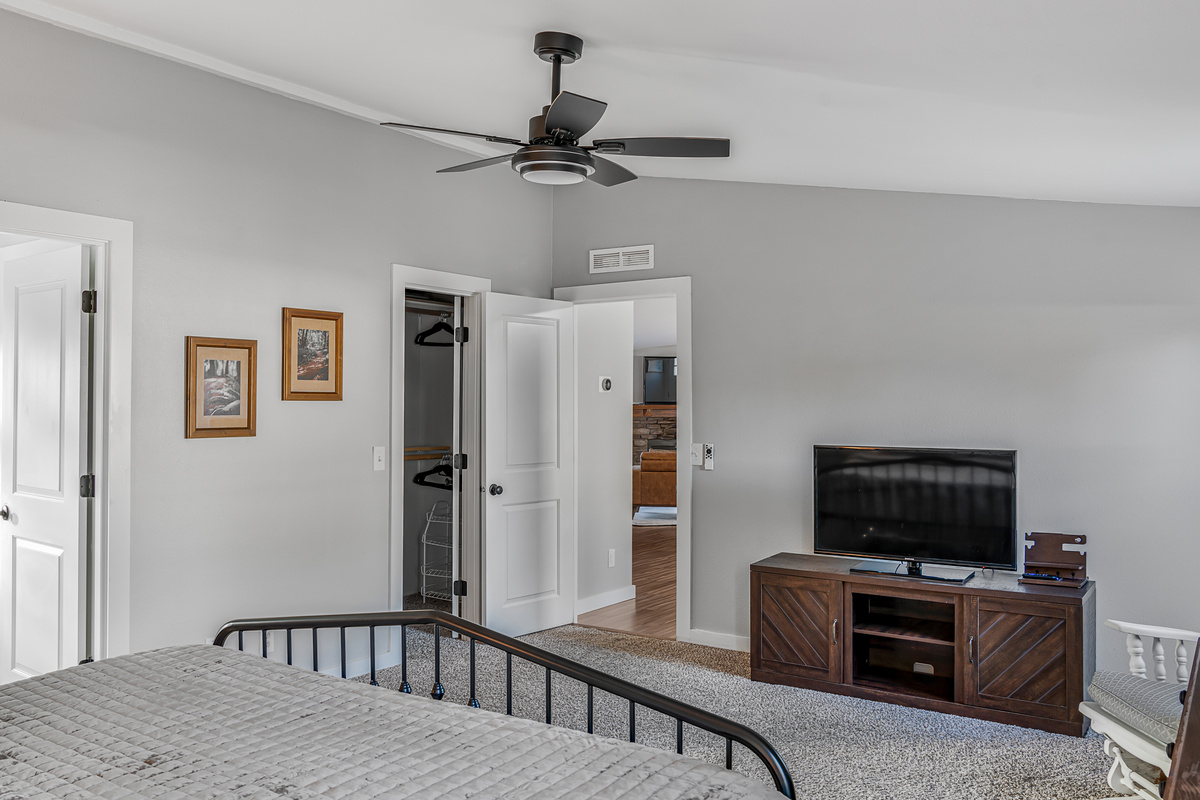 Hidden Haven: 4 bed | 2 bth — Hidden Haven | Made for Families + Outdoor Retreat, Molalla, Oregon — photo 49