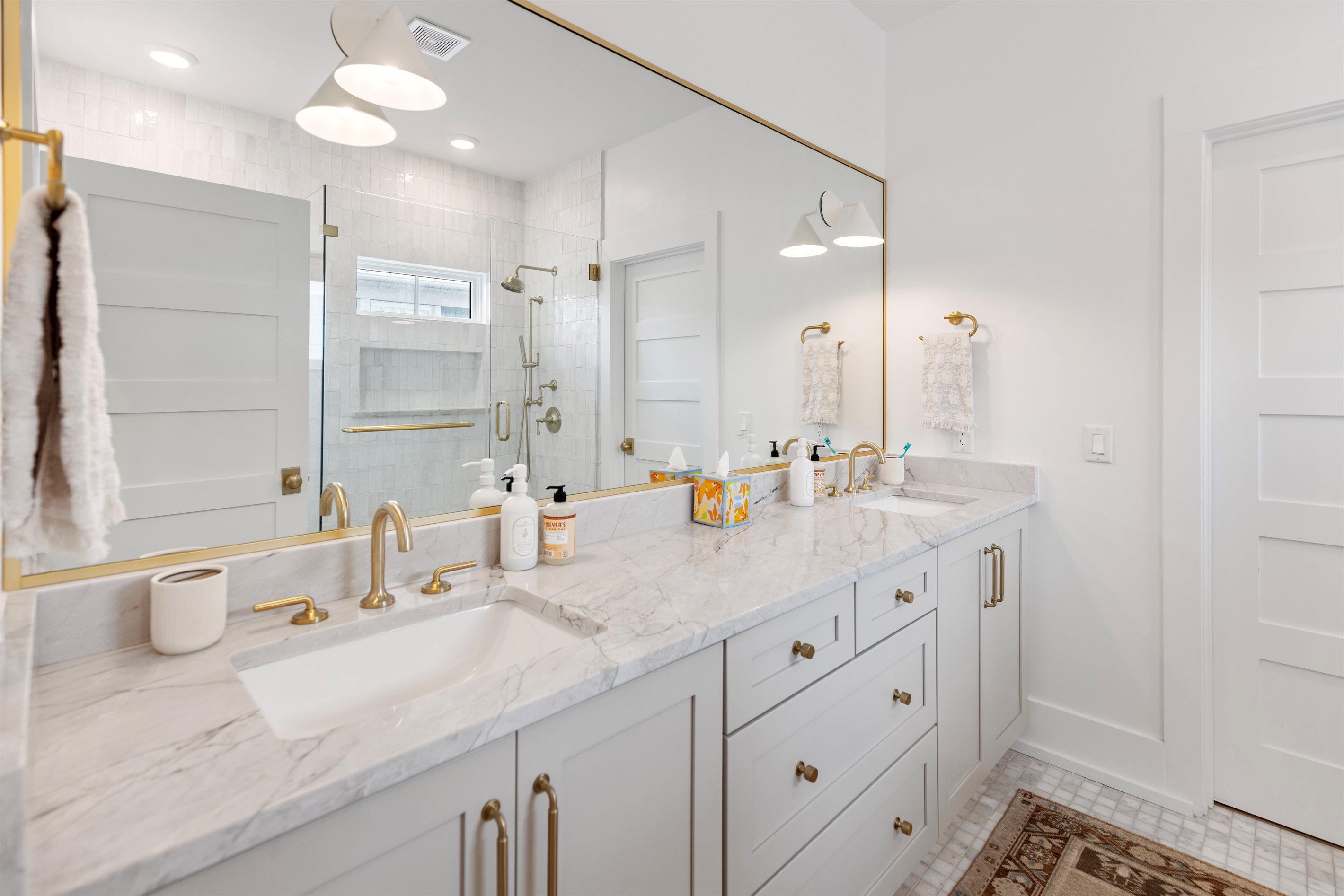 Primary Full Bathroom