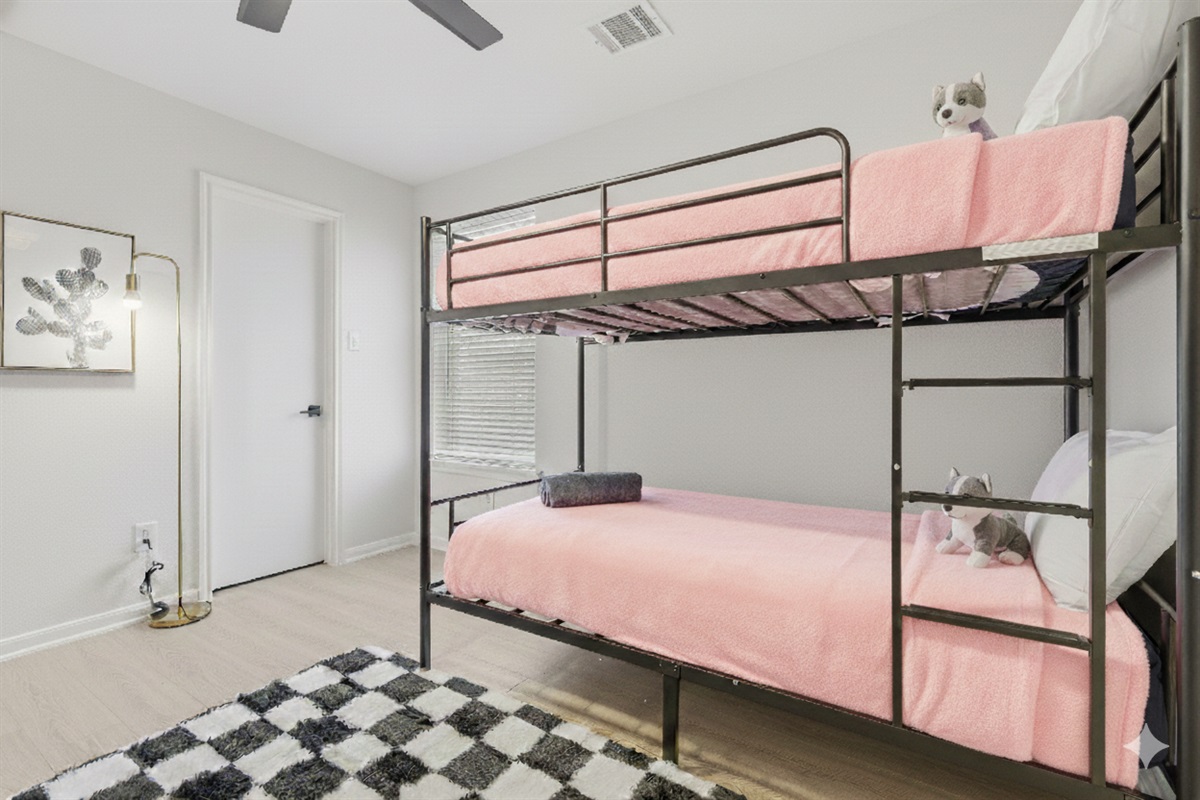 Twinning Bunkers for a together sleep with happy talks...