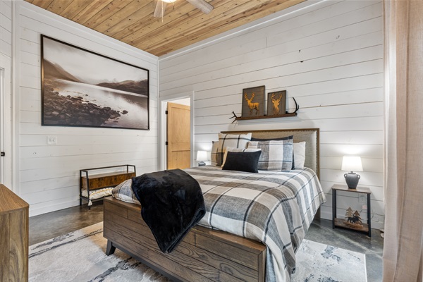 Deer Guest Bedroom
