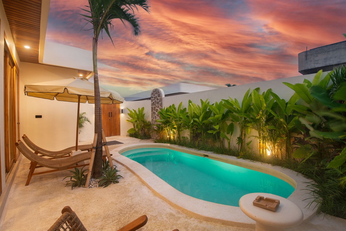 Pool area