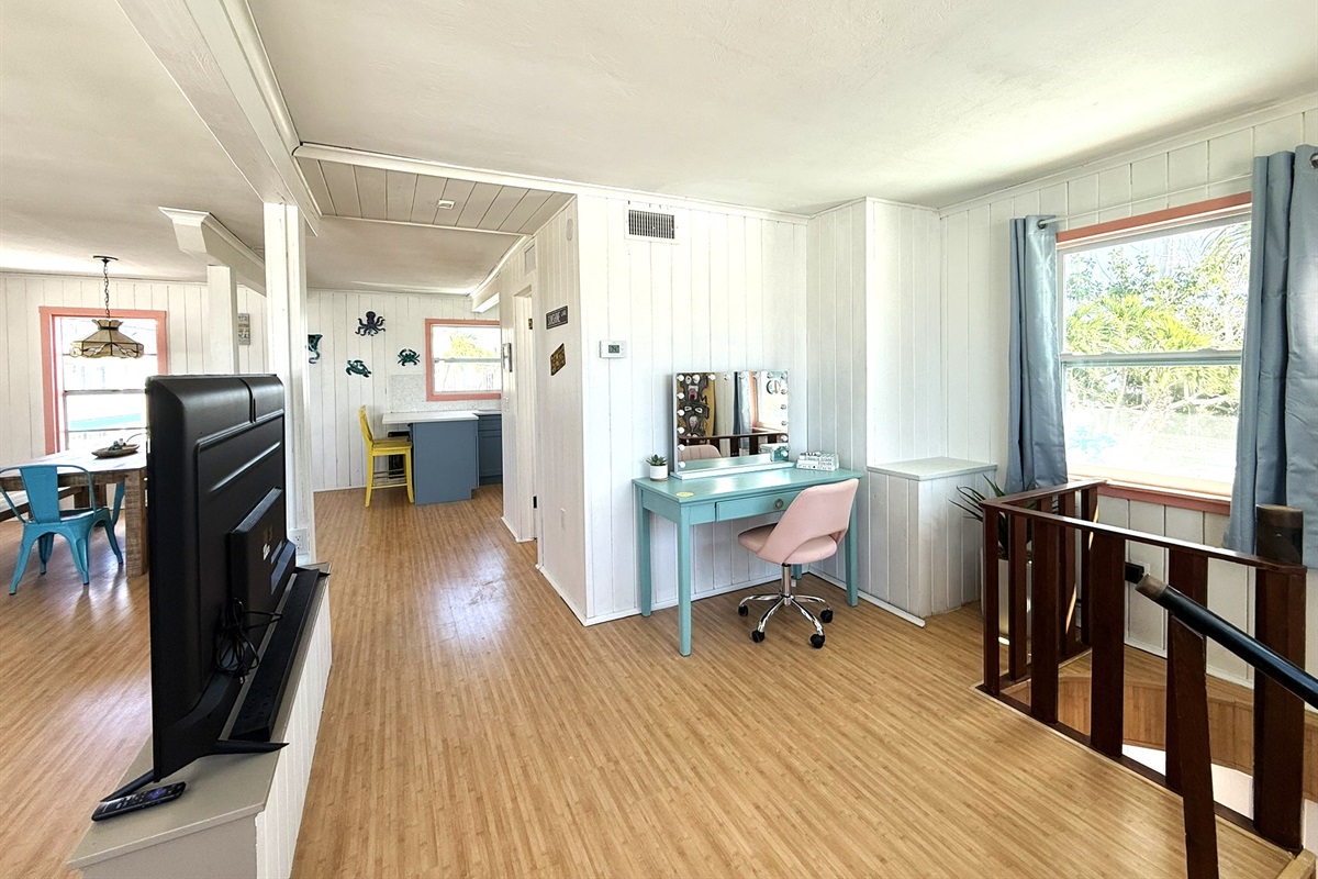 Make-up Station and Work Station toward Kitchen Breakfast Bar