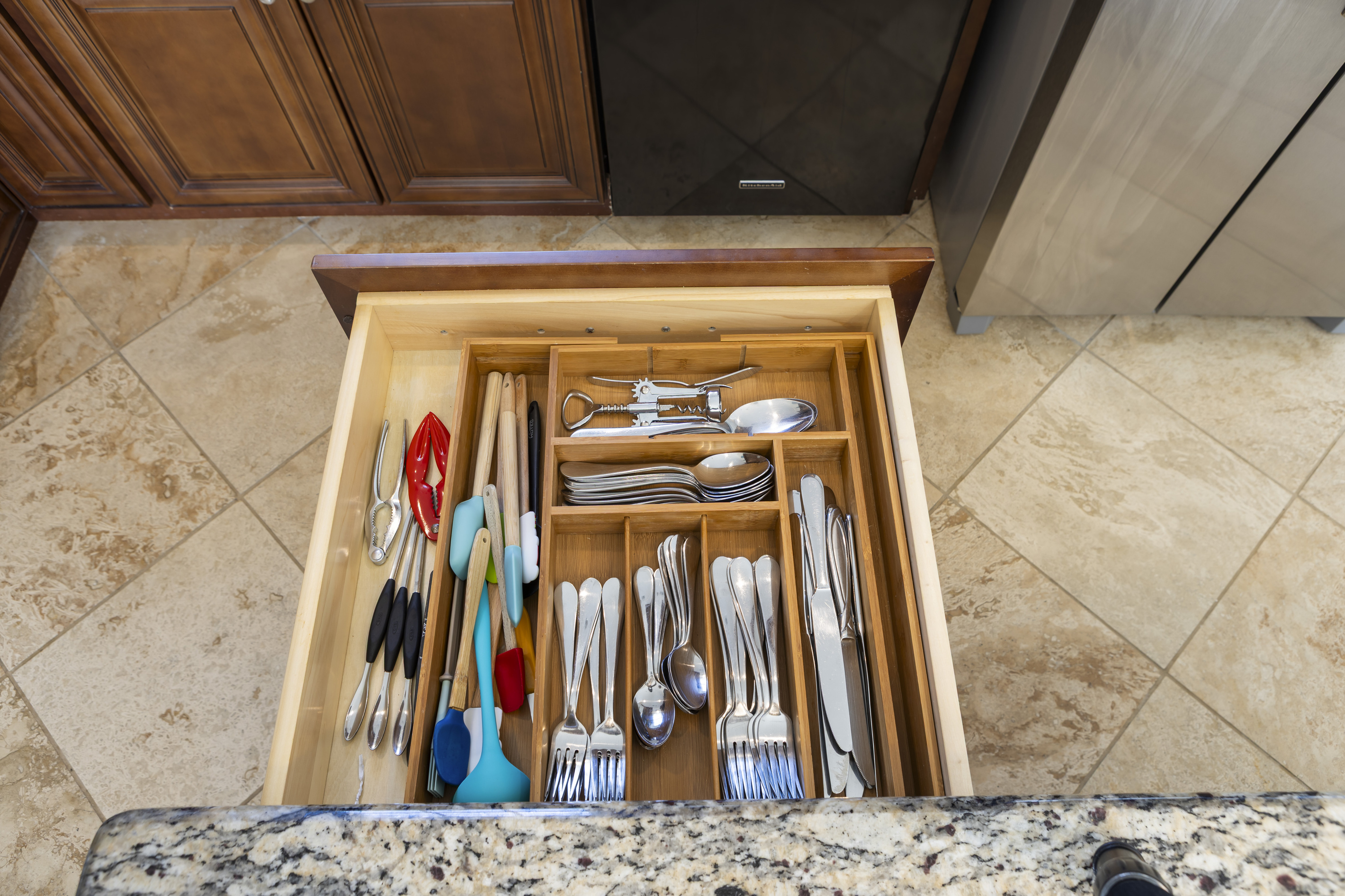 Well-equipped kitchen