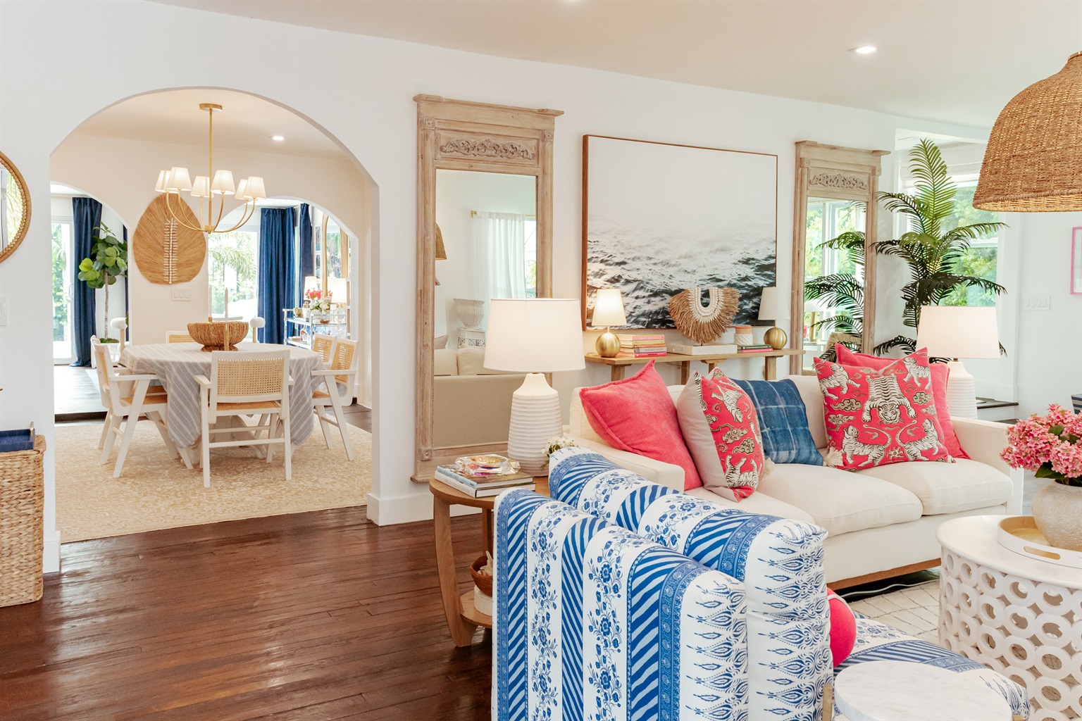 The parlor is tastefully designed for your comfort, from the Ralph Lauren accent pillows to lighting, decoration and comfortable seating.