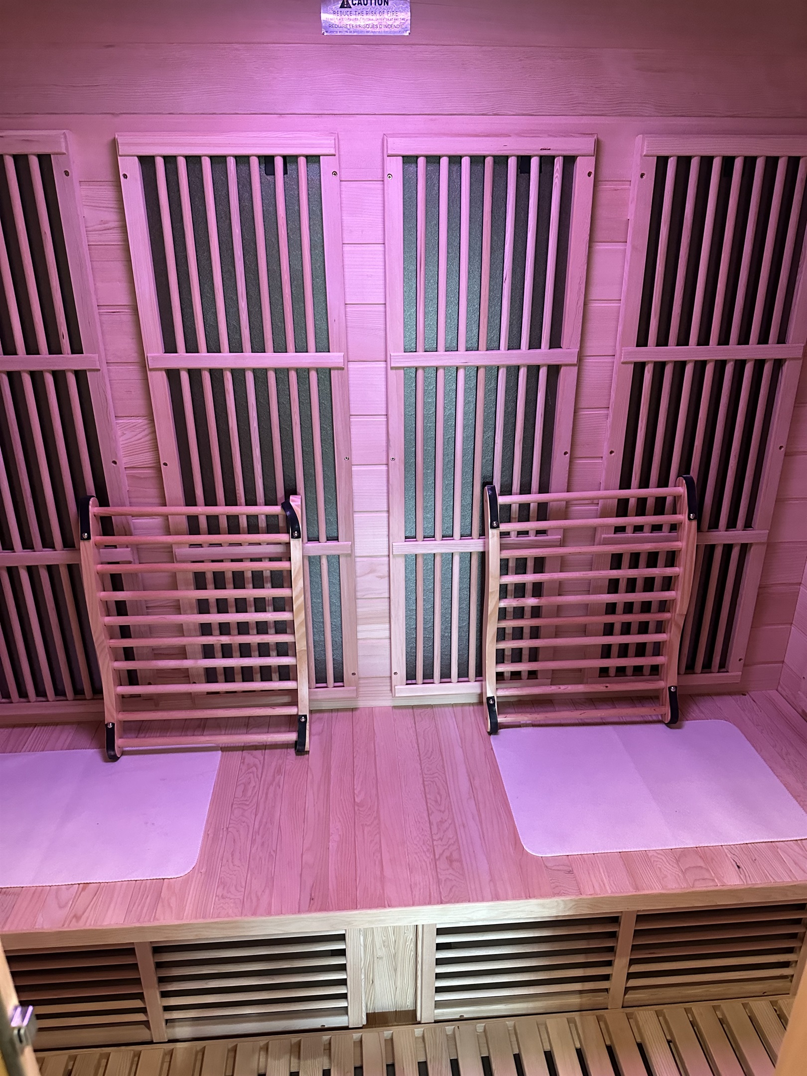 Infrared Sauna with contour back rests