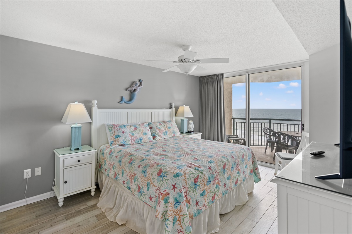 Oceanfront Main Bedroom King bed with balcony access