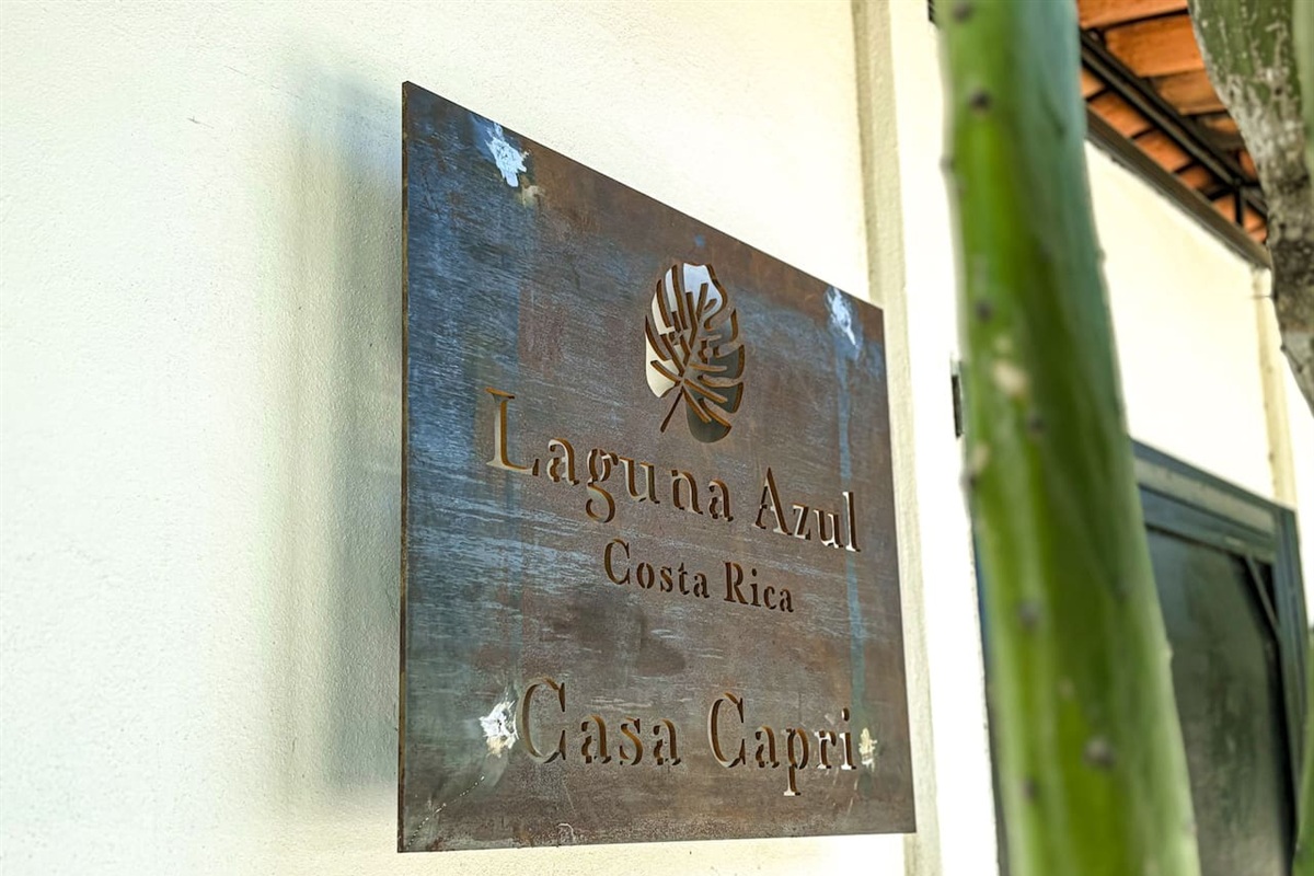 Look for this sign next to the private entrance to Casa Capri.