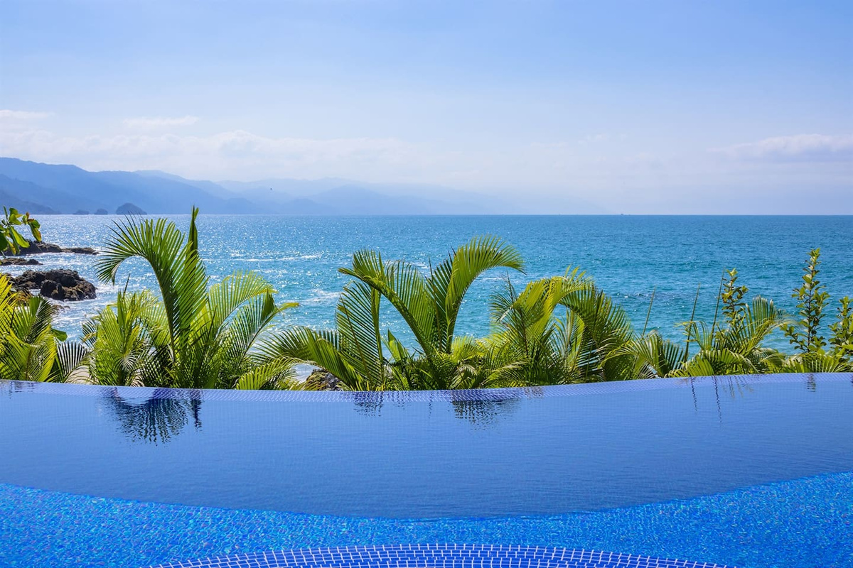 Infinity Pool