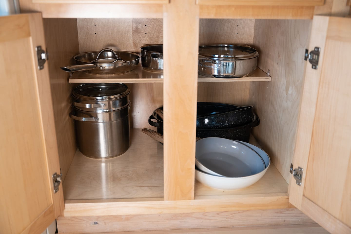 If you enjoy cooking, you will find every pot and cooking pan you could ever need.  