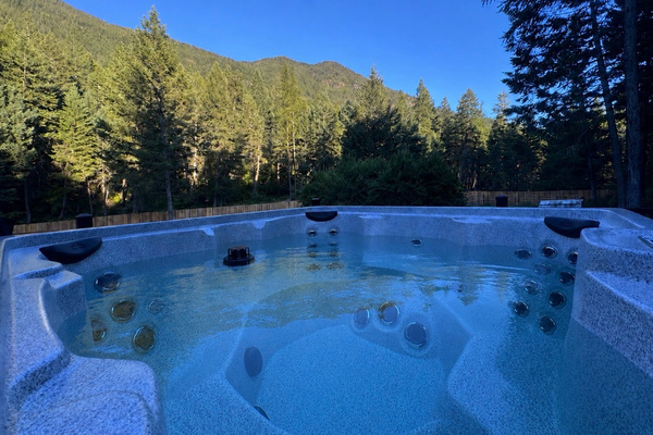 Northern Still rental in Columbia Falls