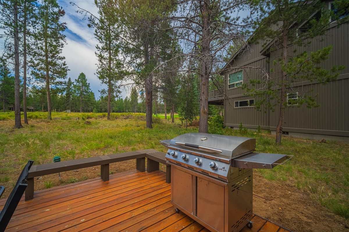 Back deck Grilla Grill