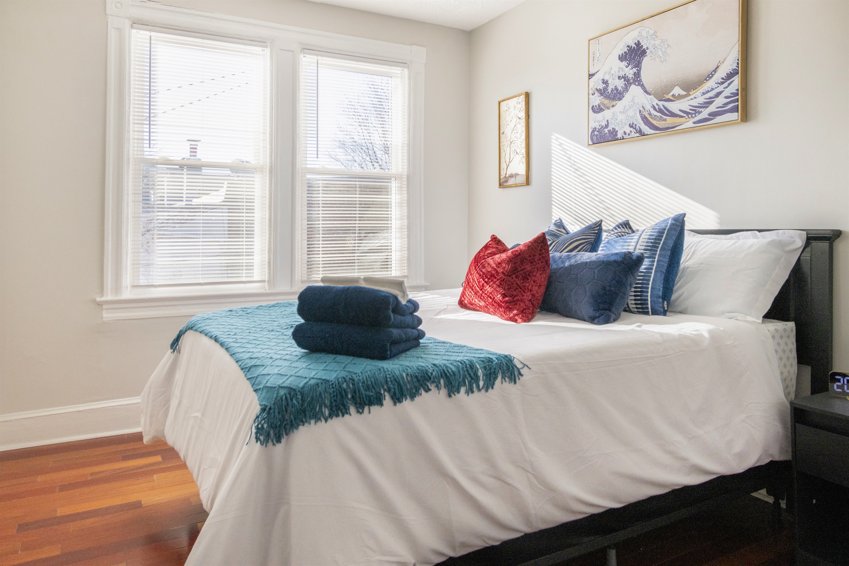 Charming 4 Bedroom House!1 Mile from Capitol Hill! 2